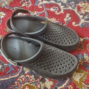 Crocs size 11 men's